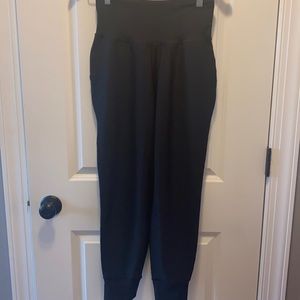 Old Navy Elevate Go Dry Joggers. Black (M)